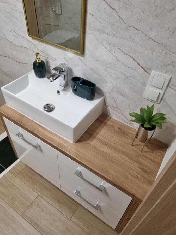 Apartament Sloneczny -Sciegiennego Кельце Екстер'єр фото