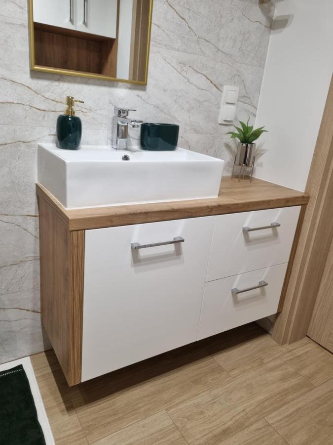 Apartament Sloneczny -Sciegiennego Кельце Екстер'єр фото